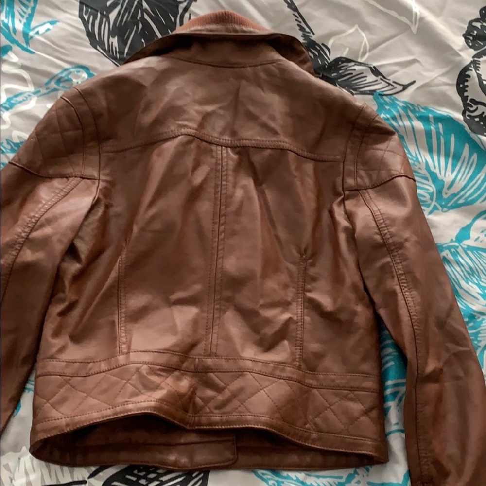 Jacket - Picture 4 of 5